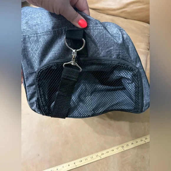 Thirty-One All Packed Duffle In Charcoal - Picture 7 of 10